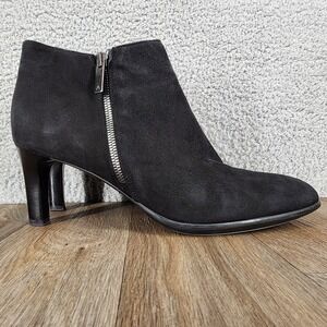 Aquatalia Black Suede Side Zip Heeled Ankle Boots Made in Italy Size 10.5 Women
